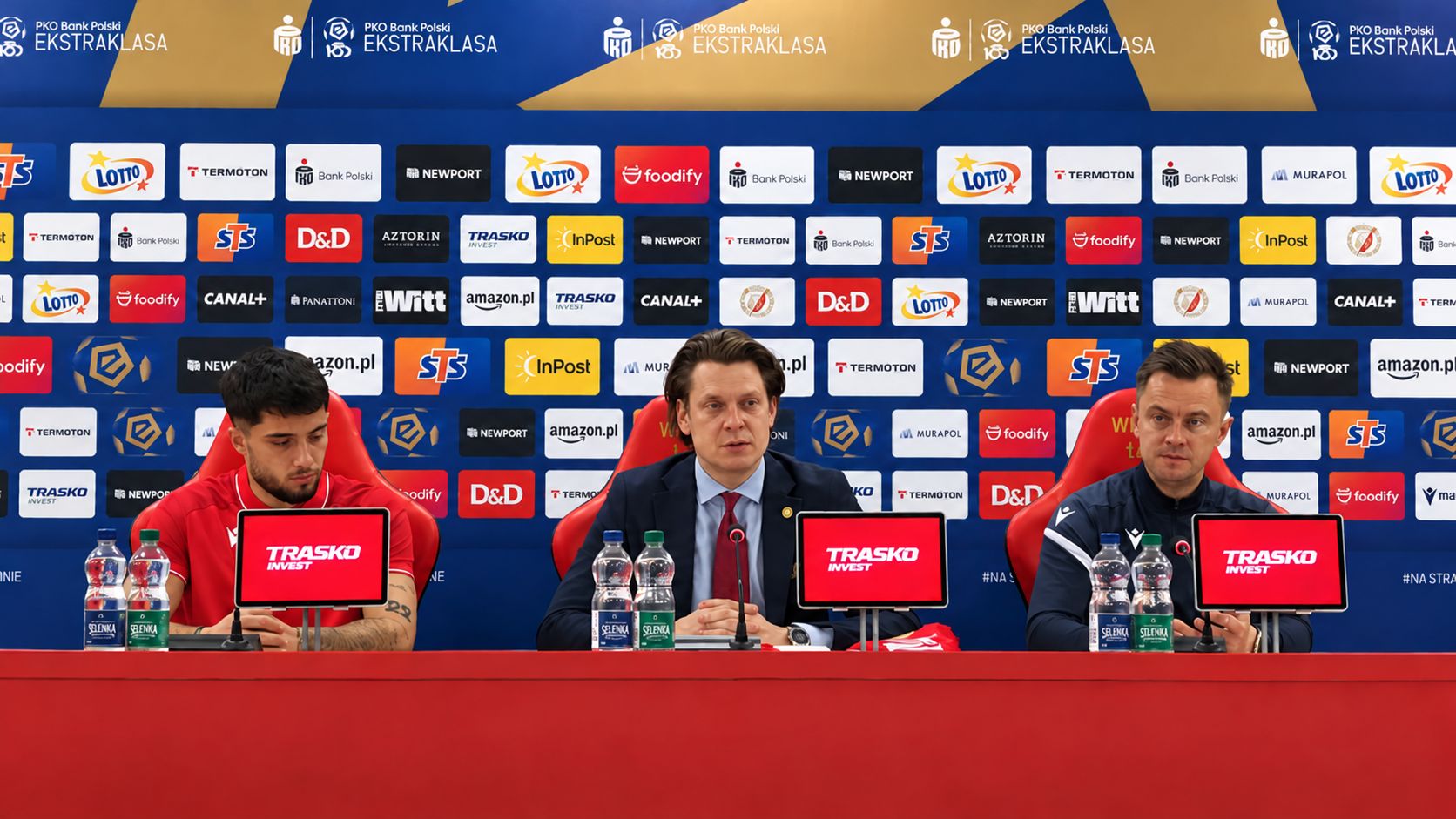 „Na pewno zmiany będą”. Stolarski przed Wisłą o błędach Widzewa